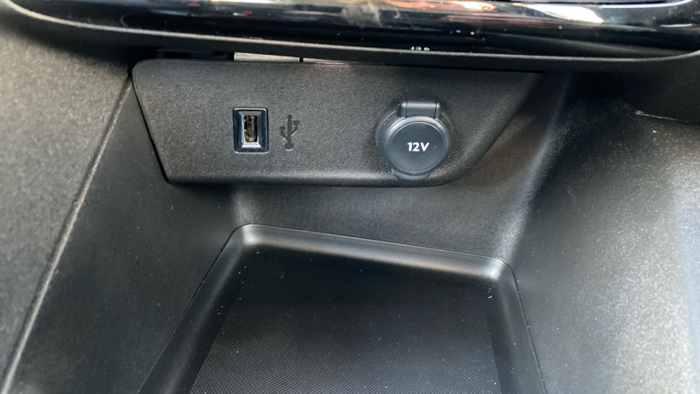 Vauxhall Corsa 100kW Design 50kWh 5dr Auto Electric Hatchback